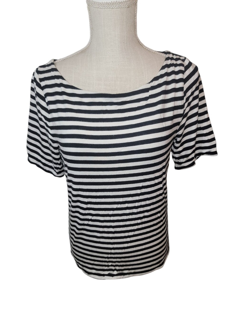 J Crew Black/White Stripe Form Knit Short Sleeve Tee Size Medium